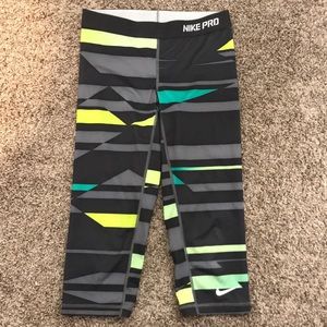Nike Pro Knee Length Fitted Tights